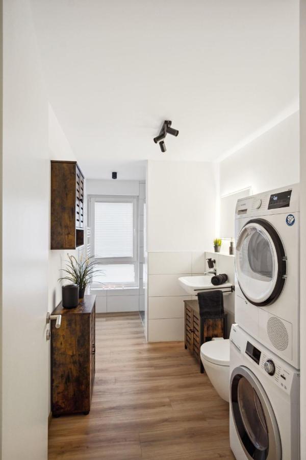 Tomsflat Braunschweig - 3 Rooms, Kitchen, Workspace, Highspeed Wifi, Washer & Dryer, Balcony Eksteriør billede